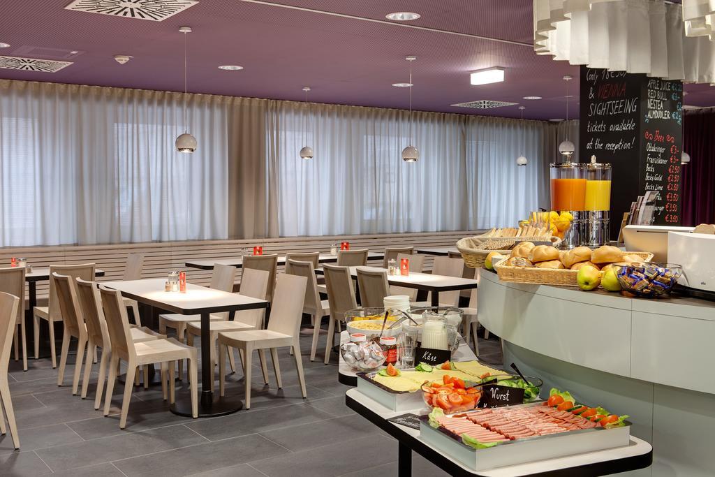 Meininger Hotel Wien Downtown Sissi Esterno foto