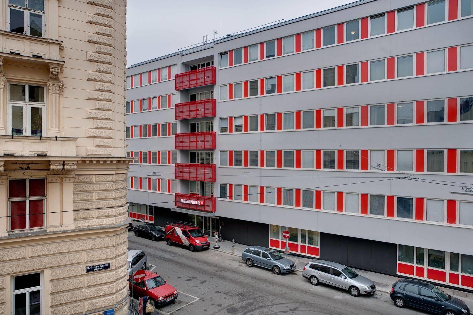 Meininger Hotel Wien Downtown Sissi Esterno foto