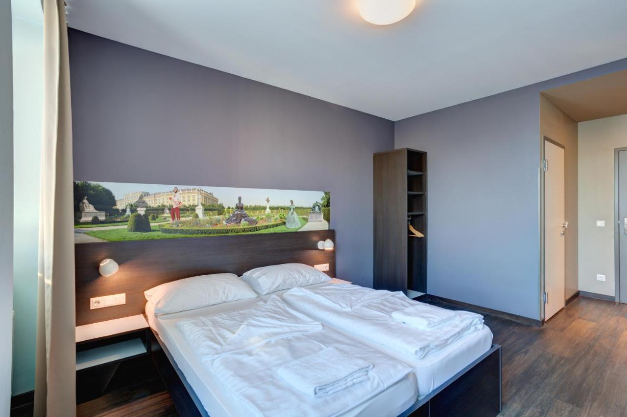 Meininger Hotel Wien Downtown Sissi Esterno foto