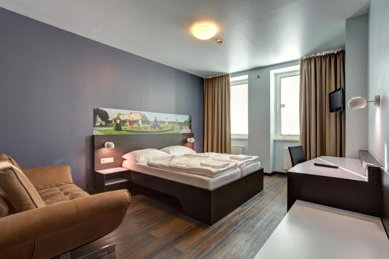 Meininger Hotel Wien Downtown Sissi Esterno foto